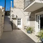 Residence&pool Schwarz Gasthof Cavtat