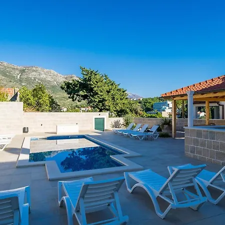 & Pool Schwarz Casa de hóspedes Cavtat