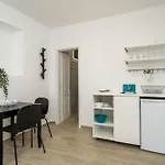 Residence&pool Schwarz 3*