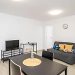 Residence&pool Schwarz 3* Cavtat