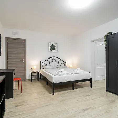 Residence&pool Schwarz 3* Cavtat