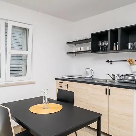 Residence&pool Schwarz